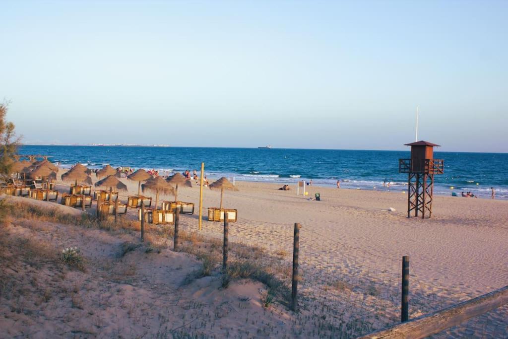 Muy Cerca De La Playa. Primera Linea. Apartment โรตา ภายนอก รูปภาพ
